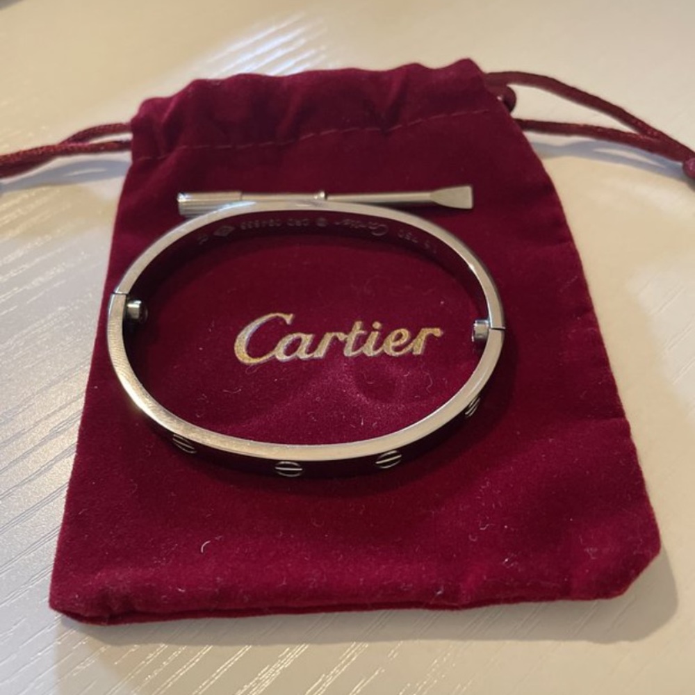 Cartier love bracelet (or send best offer)